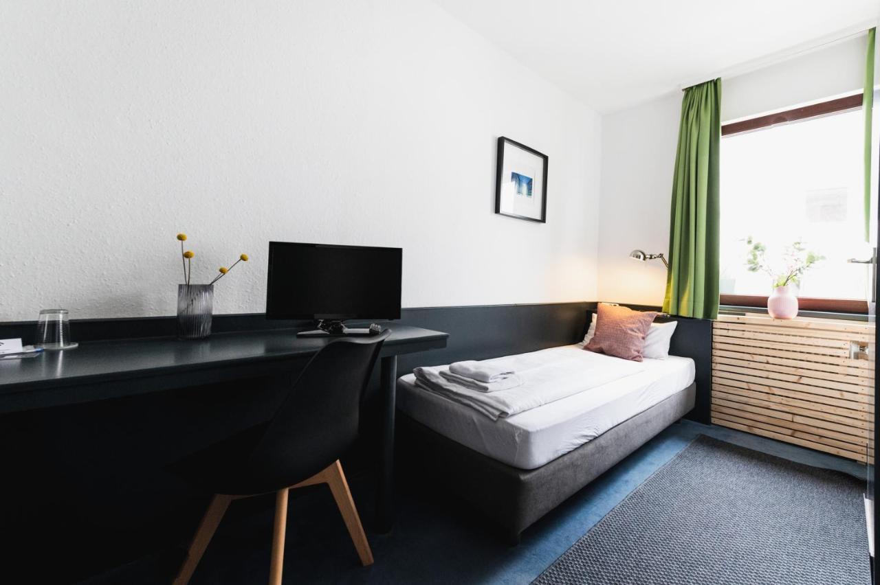 City Hotel Fellbach 24H Check-In Dış mekan fotoğraf