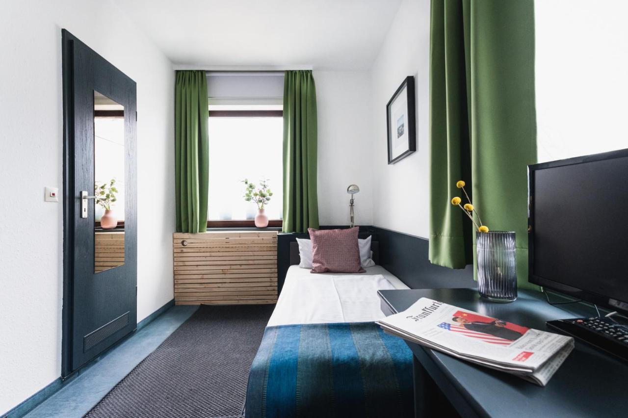 City Hotel Fellbach 24H Check-In Dış mekan fotoğraf