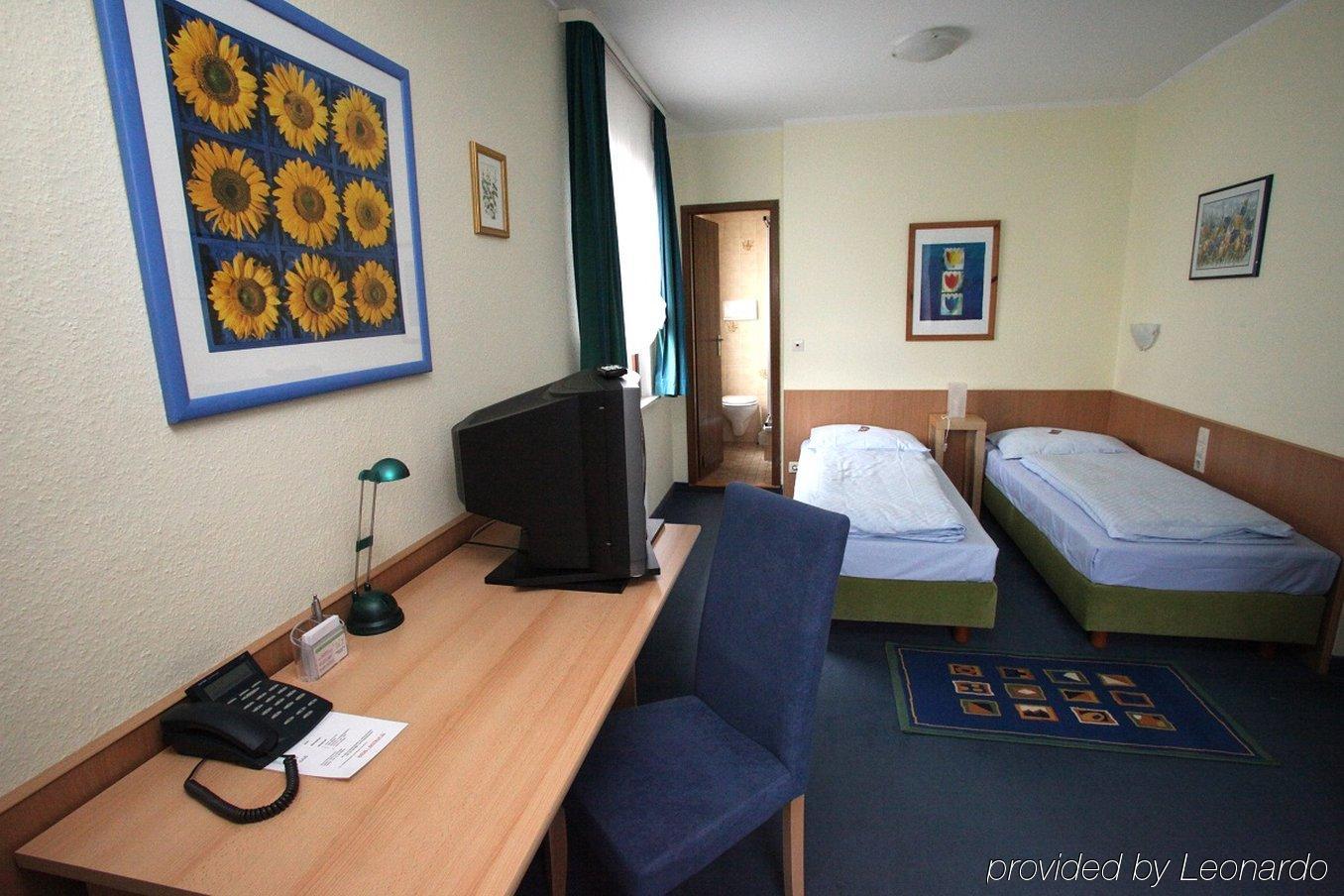 City Hotel Fellbach 24H Check-In Dış mekan fotoğraf